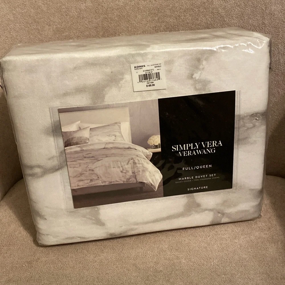 New Vera Wang Marble Duvet Set